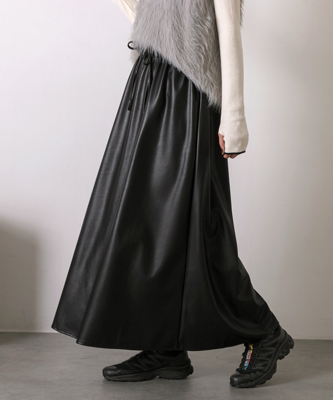 アドティエ ad thie 【2024AW新作】レザーライク ロングスカート