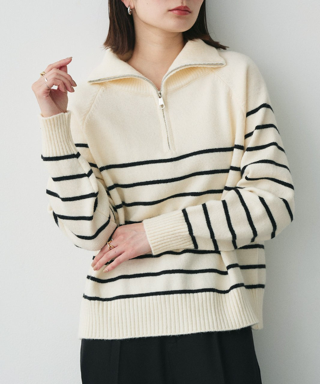 アドティエ ad thie 半拉链条纹针织衫