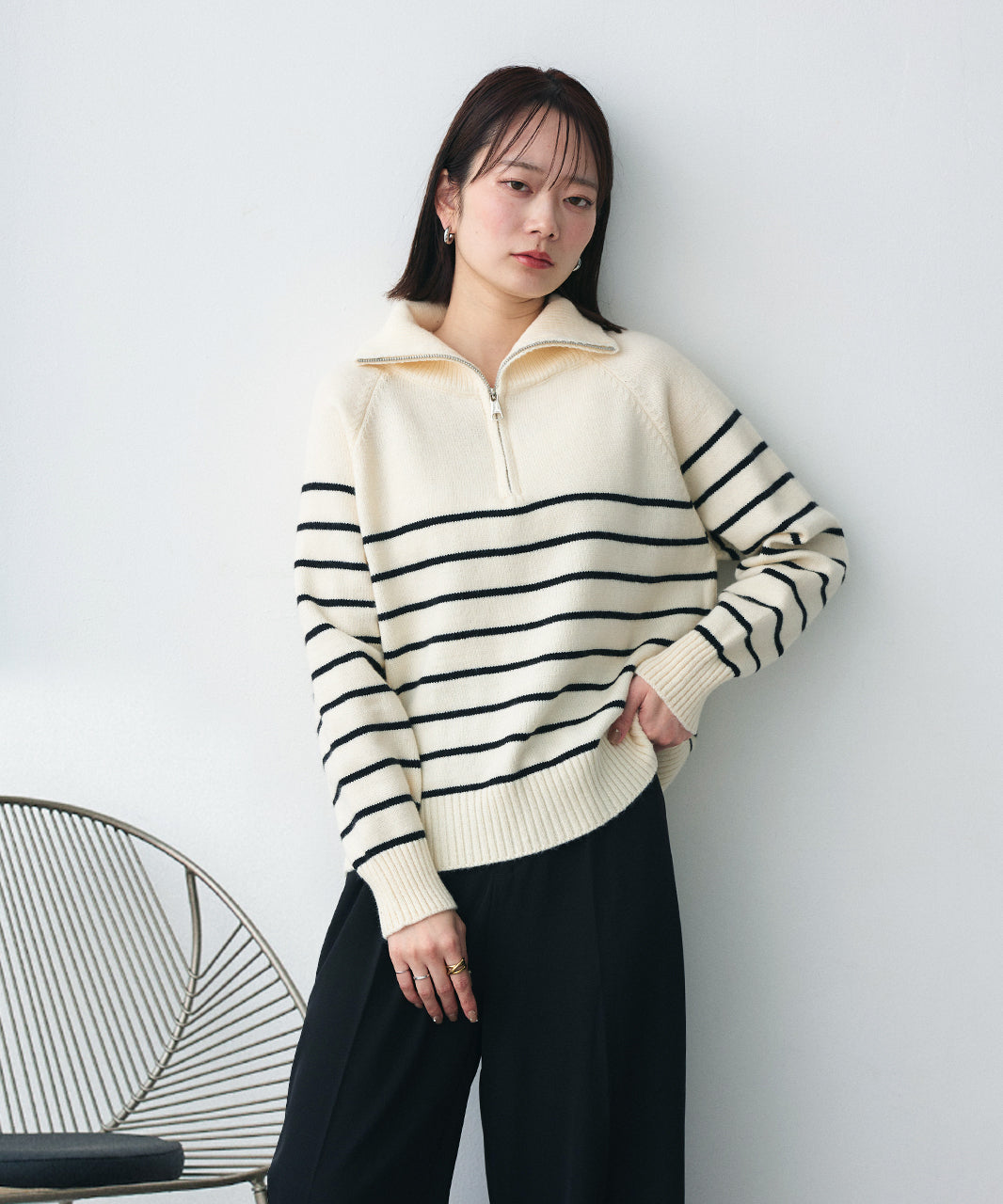 アドティエ ad thie 半拉链条纹针织衫