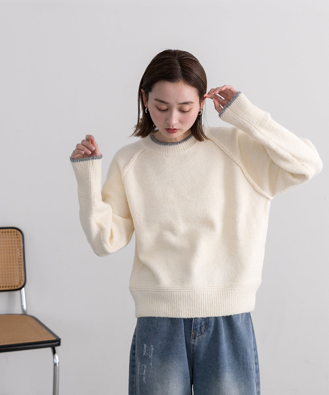 アドティエ ad thie 配色ラグランクルーネックニット