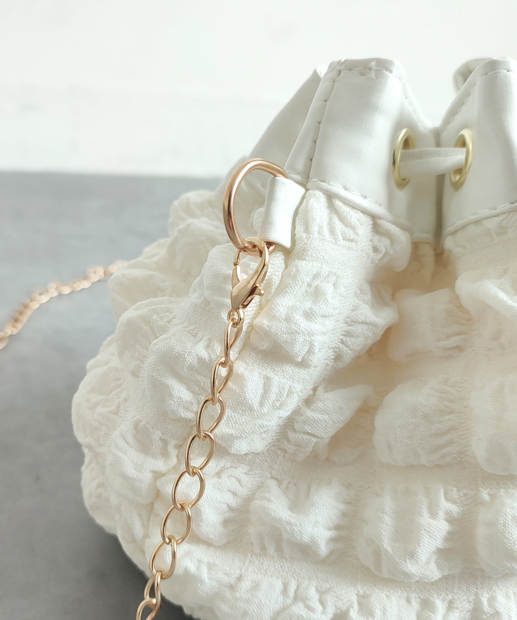 アドティエ ad thie 【2025SS新作】ポップコーンバケットチェーンバッグ (オフホワイト) オフホワイト