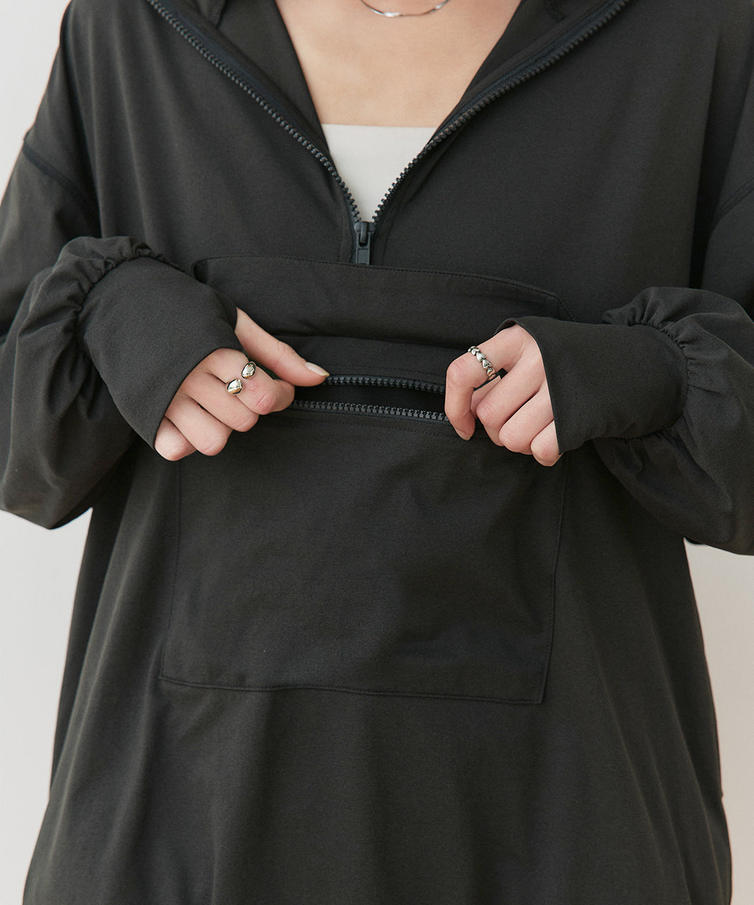 アドティエ ad thie 【2025SS新作】UVカットラッシュガード ハーフジップアノラックパーカー (ブラック) ブラック