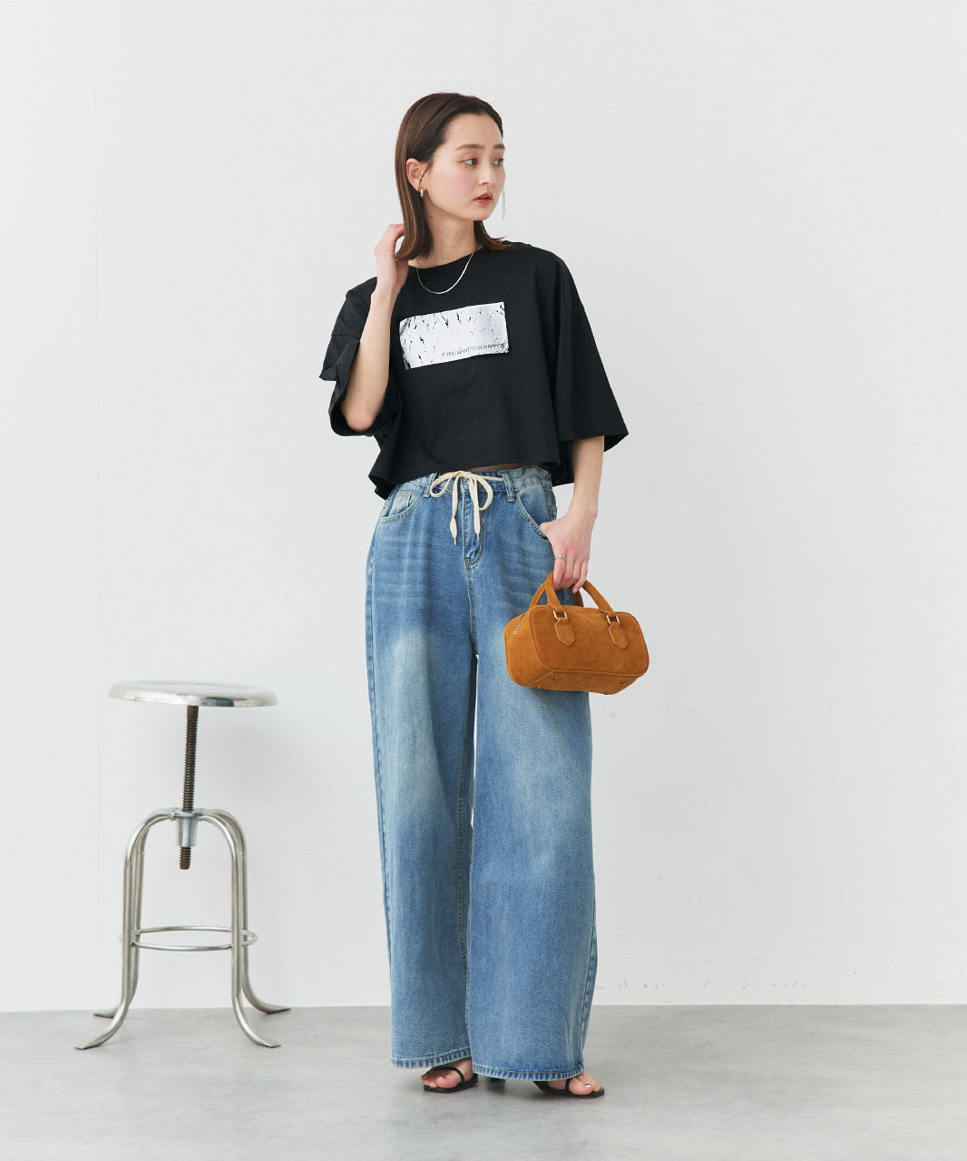 アドティエ ad thie 【2025SS新作】ヴィンテージライク箔プリントTシャツ (ブラック) ブラック