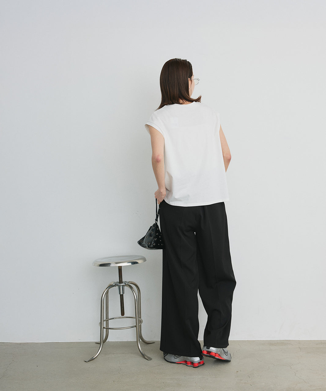 アドティエ ad thie 【2025SS新作】ロゴ刺繍フレンチスリーブTシャツ (オフホワイト) オフホワイト