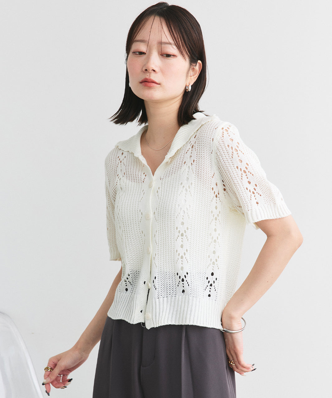 アドティエ ad thie ポロカラー透かし編みニットカーディガン (レッド) レッド