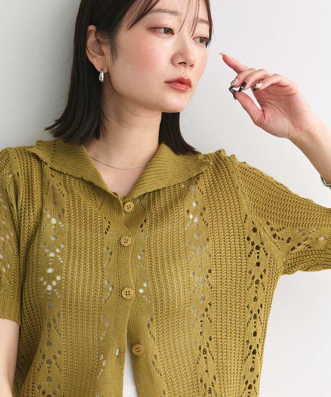 アドティエ ad thie ポロカラー透かし編みニットカーディガン (レッド) レッド