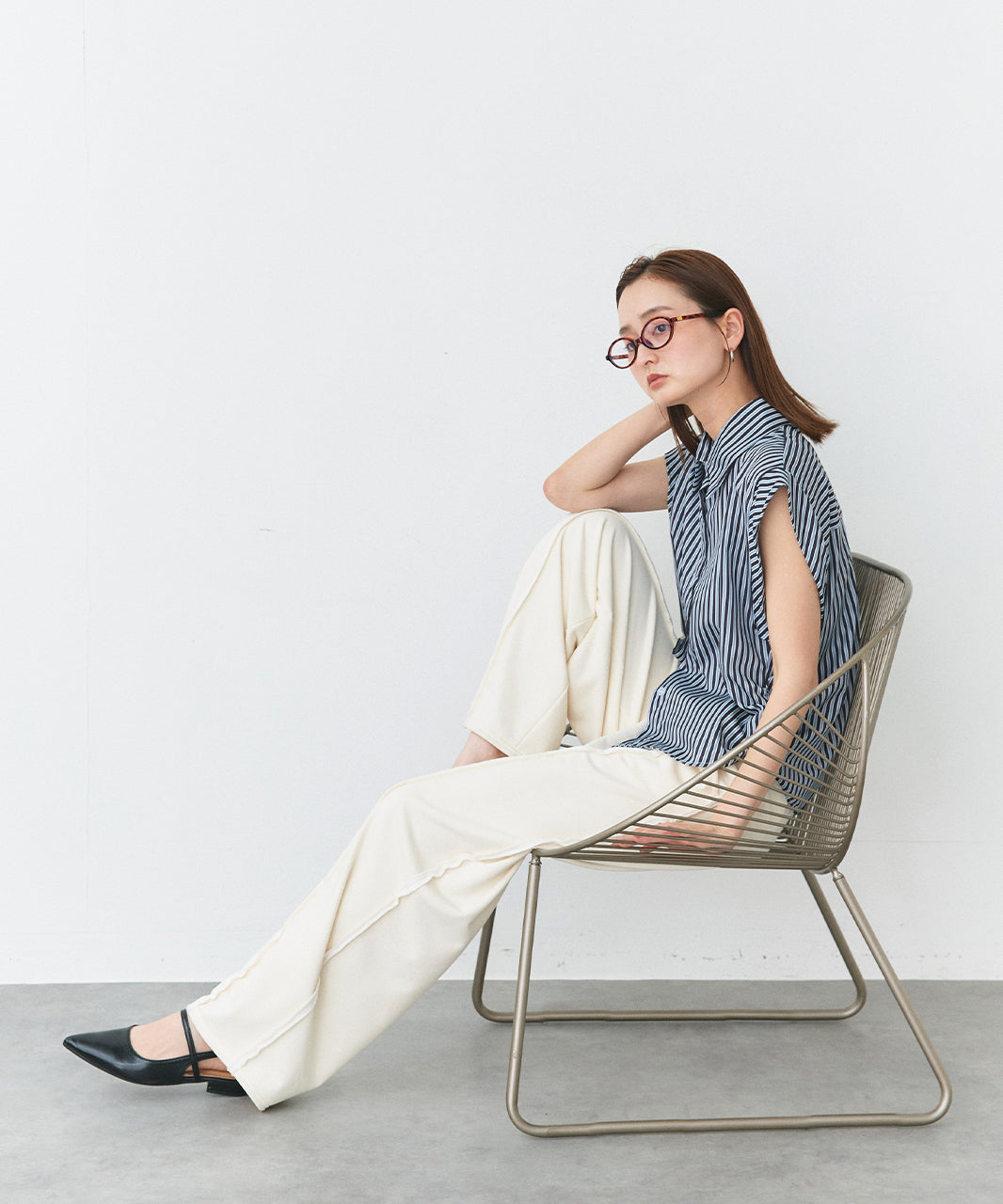 アドティエ ad thie サイドギャザーストライプシャツ (ブラック) ブラック