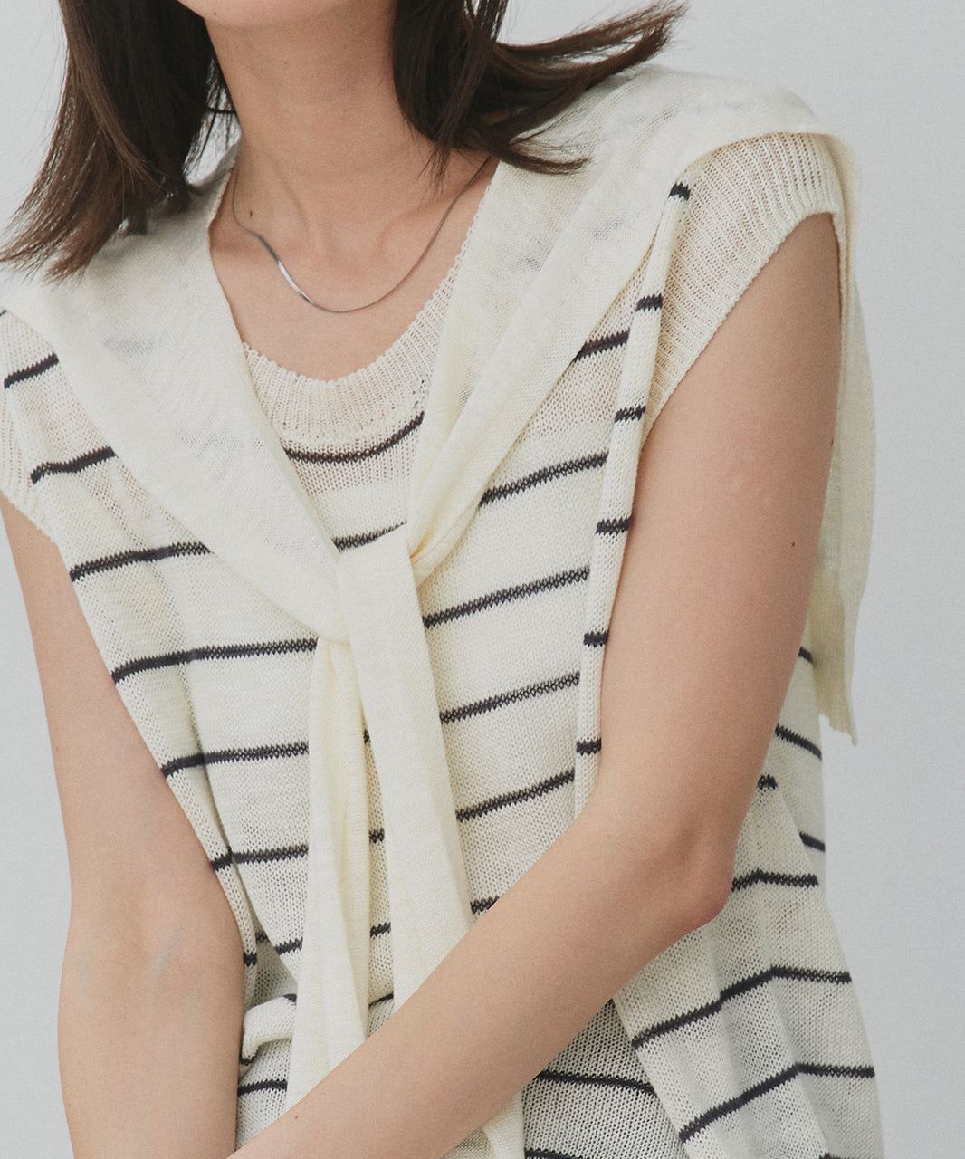 アドティエ ad thie フェイクカーデ+ボーダーノースリプルオーバー (ライトグレー) ライトグレー