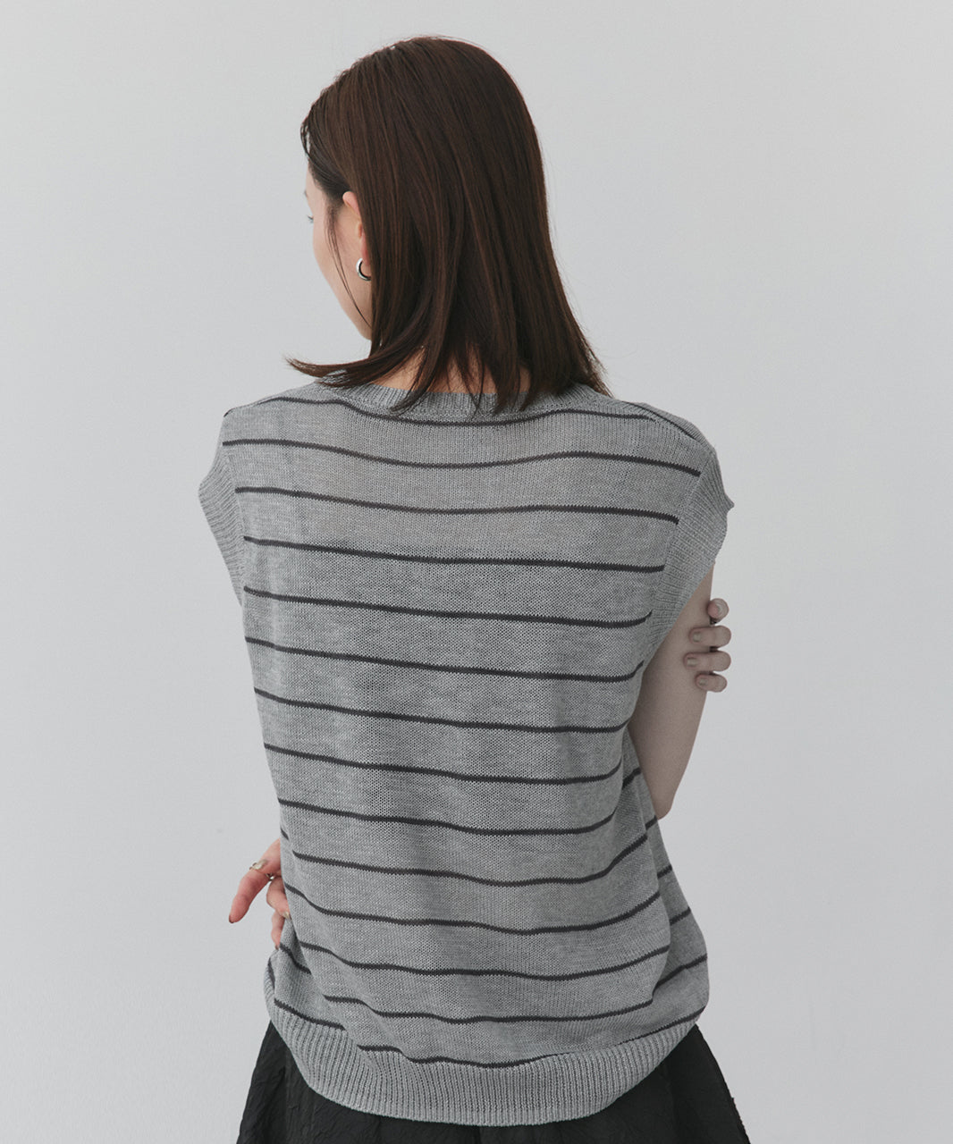 アドティエ ad thie フェイクカーデ+ボーダーノースリプルオーバー (ライトグレー) ライトグレー