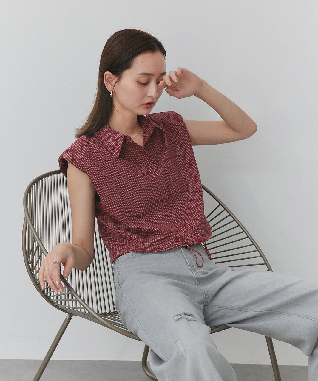 アドティエ ad thie 裾ドロストショート丈チェックシャツ (レッド) レッド