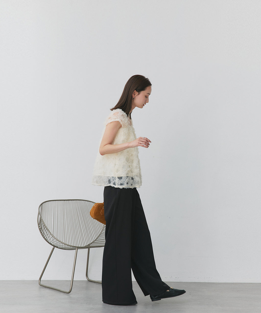 アドティエ ad thie ふわパフノースリブラウス (アイボリー) オフホワイト