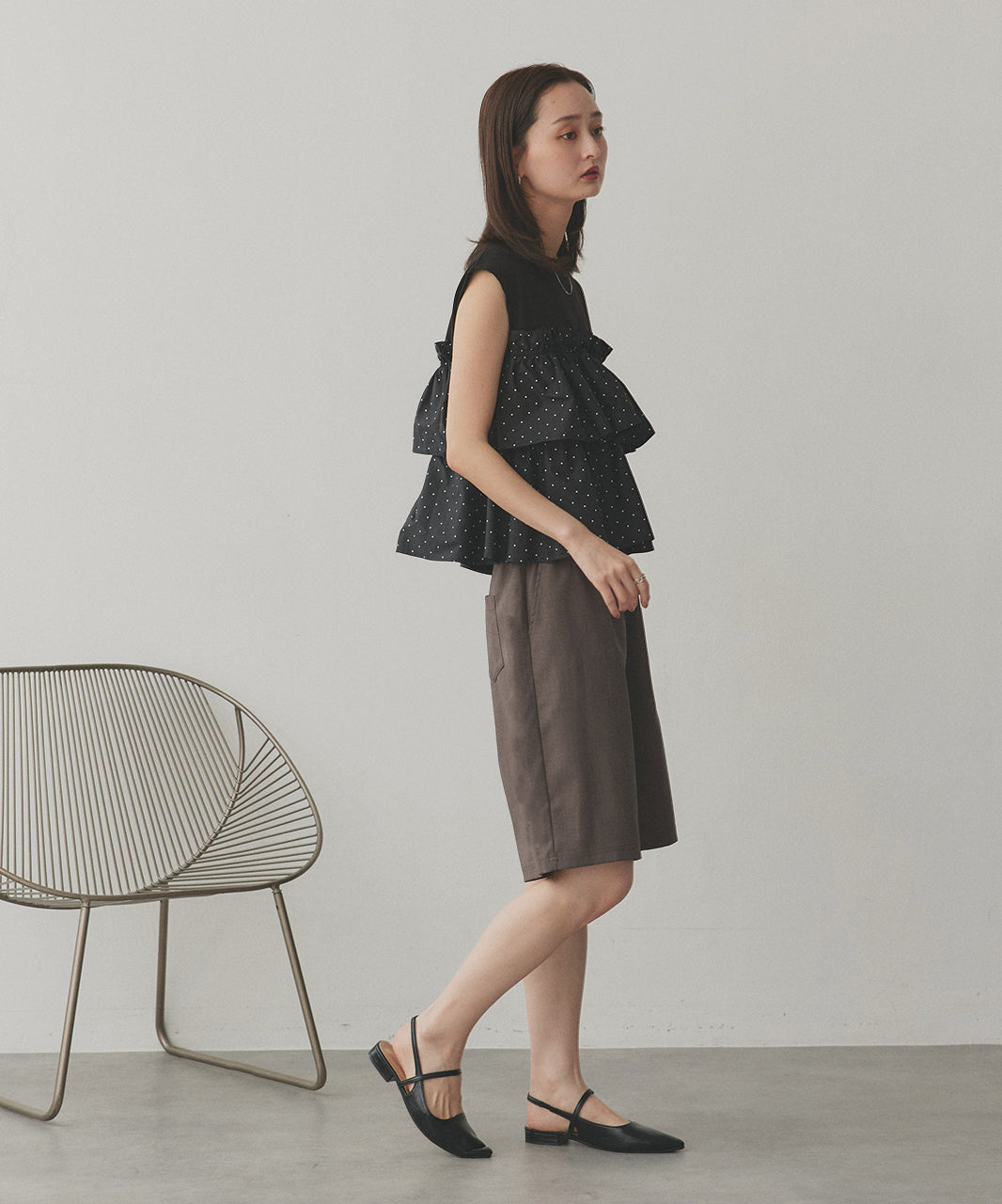 アドティエ ad thie 【2025AW新作】ポルカドットティアードフリルトップス (ブラック) ブラック