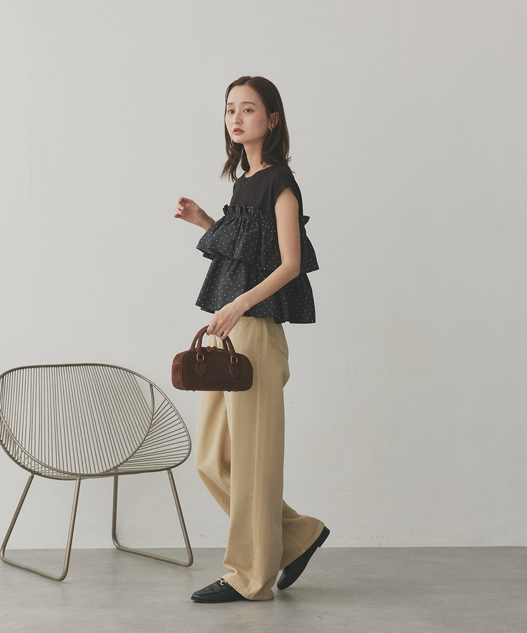 アドティエ ad thie 【2025AW新作】ポルカドットティアードフリルトップス (ブラック) ブラック