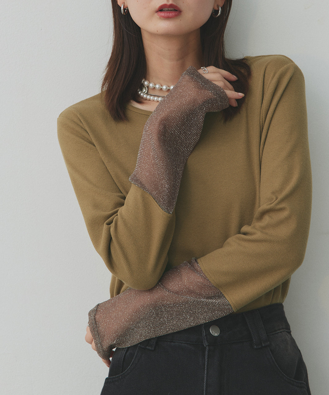 アドティエ ad thie 【2025AW新作】袖切替ラメシアー レースアソートトップス (カーキ×ラメシアー) カーキ×ラメシアー