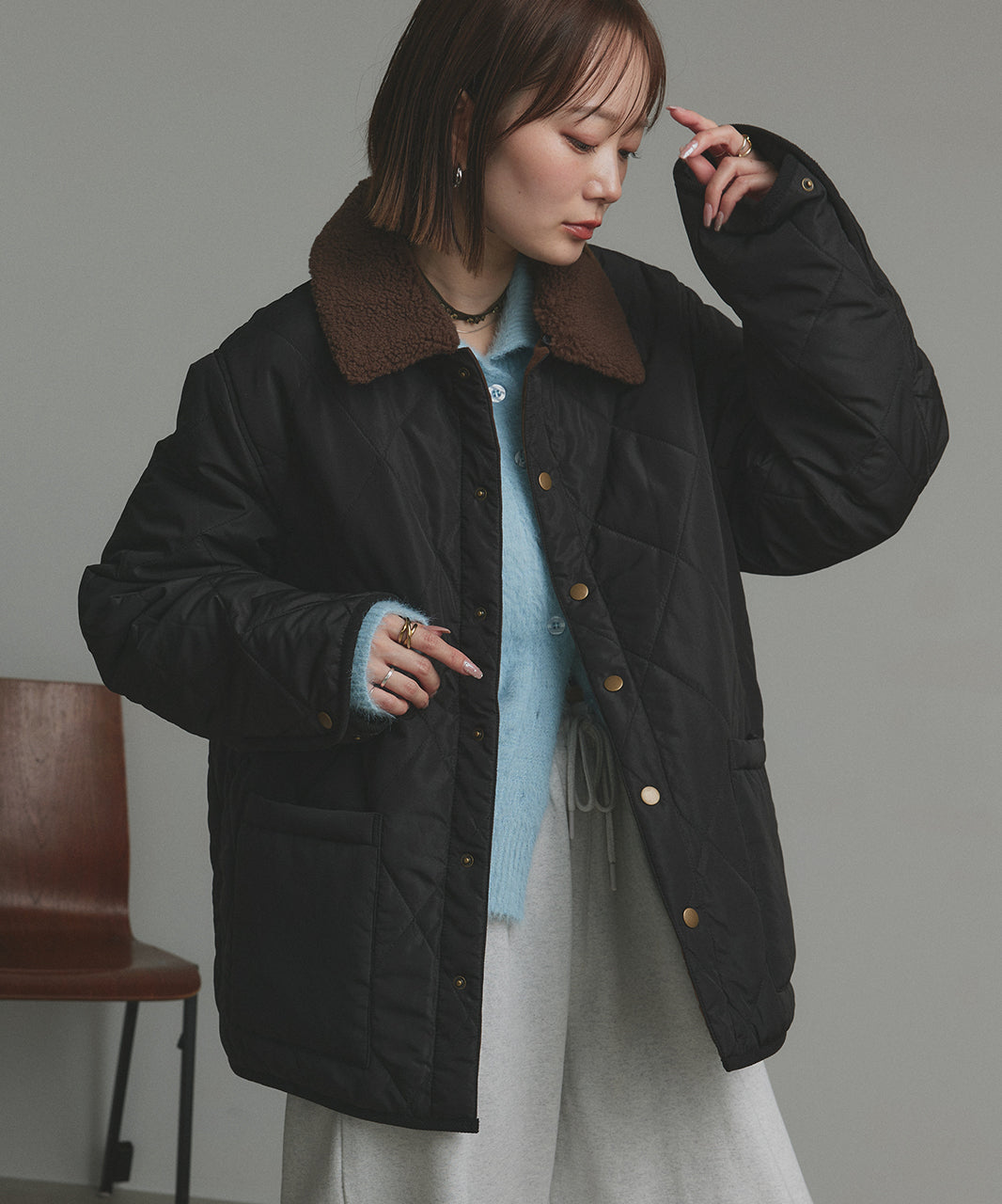 アドティエ ad thie 【2025AW新作】バイカラーパデットキルトブルゾン (カーキ) カーキ