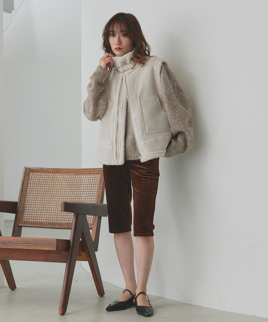 アドティエ ad thie 【2025AW新作】ムートンボアベスト (アイボリー) アイボリー