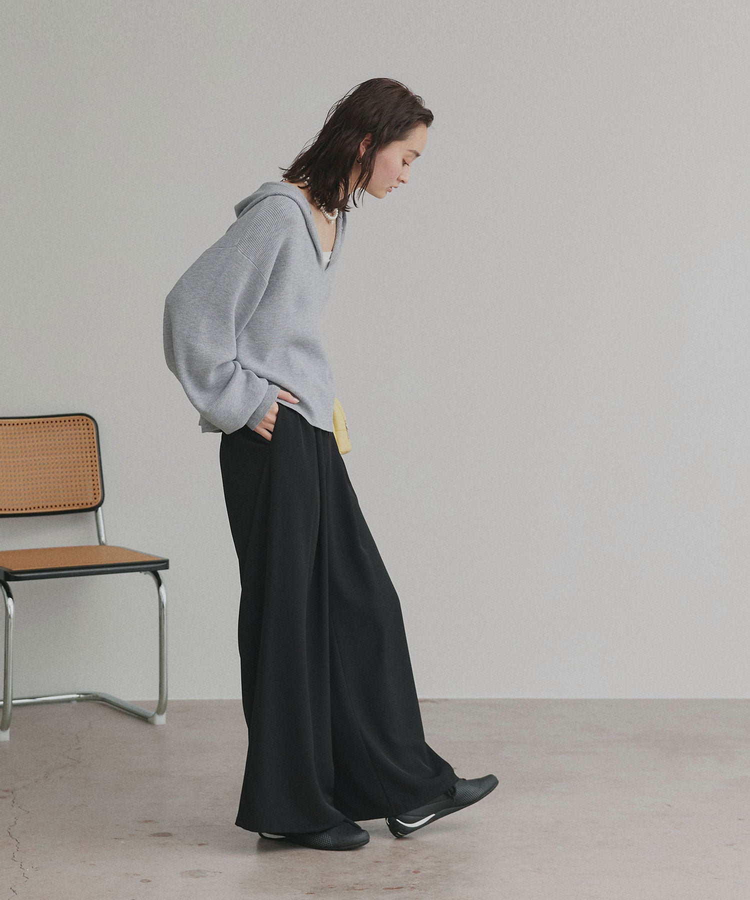 アドティエ ad thie 【2026SS新作】フーディーニットプルオーバー (ブラウン) ブラウン