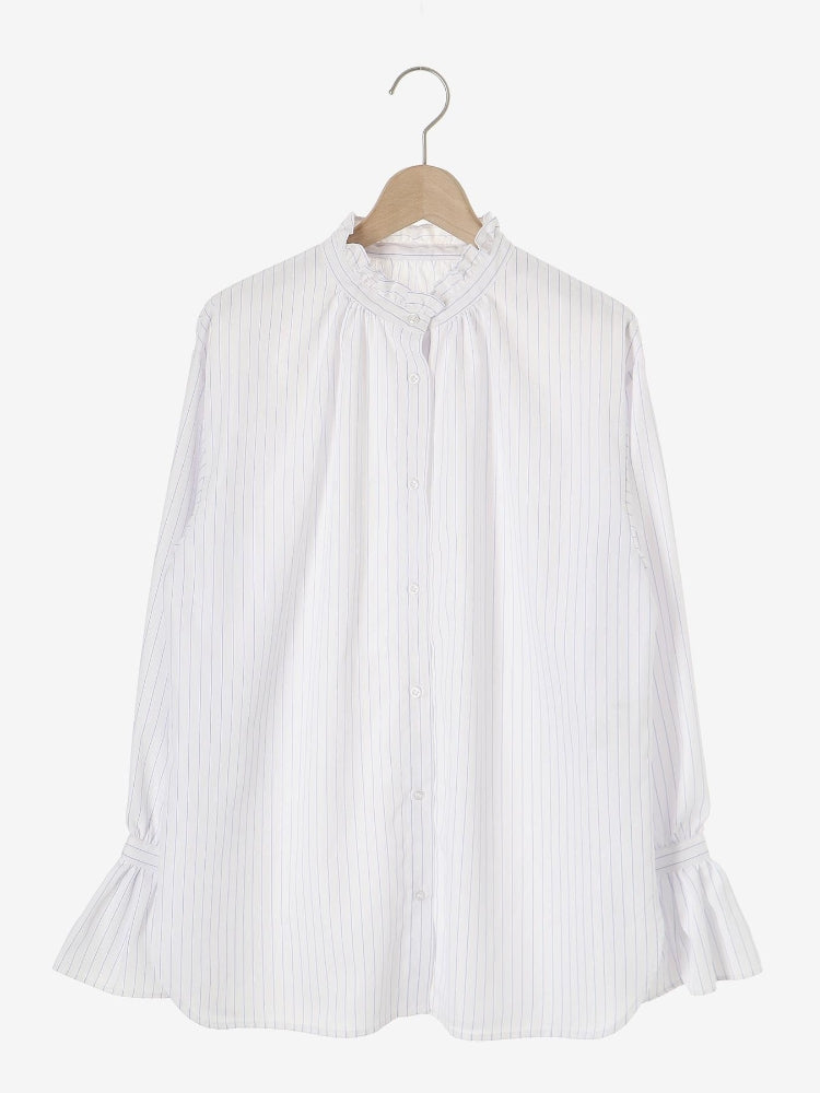 le.coeur blanc フリルネック前釦ブラウス