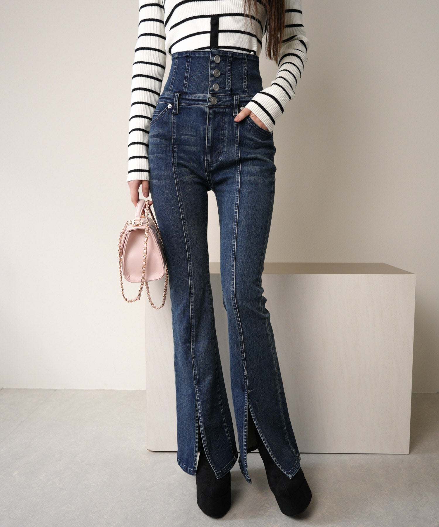 LIP SERVICE LIP SERVICE Center Slit Flare Denim Pants