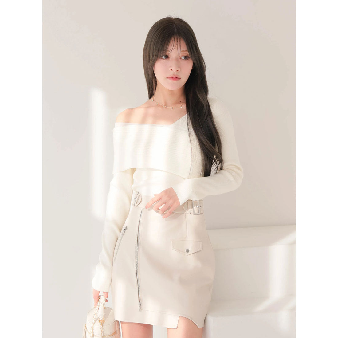 LIP SERVICE LIP SERVICE Sheer Line Asymmetric Shoulder Knit