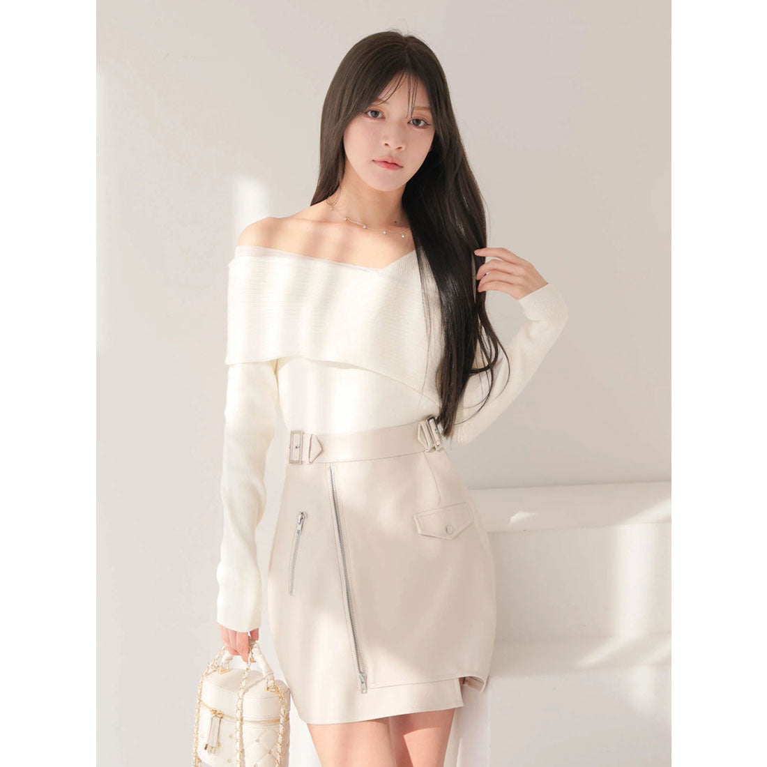 LIP SERVICE LIP SERVICE Sheer Line Asymmetric Shoulder Knit