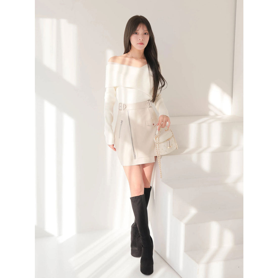 LIP SERVICE LIP SERVICE Sheer Line Asymmetric Shoulder Knit