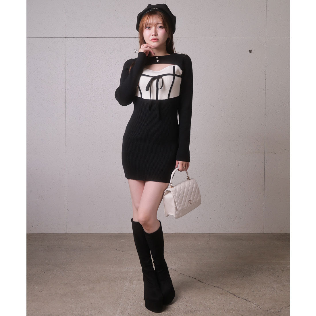 リップサービス LIP SERVICE デコルテオープンバイカラーリボンニットワンピース (ブラック) ブラック