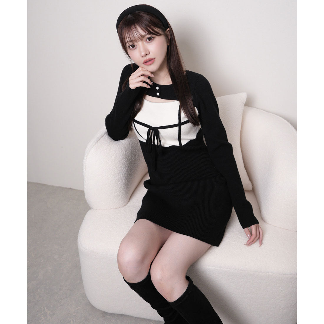 リップサービス LIP SERVICE デコルテオープンバイカラーリボンニットワンピース (ブラック) ブラック