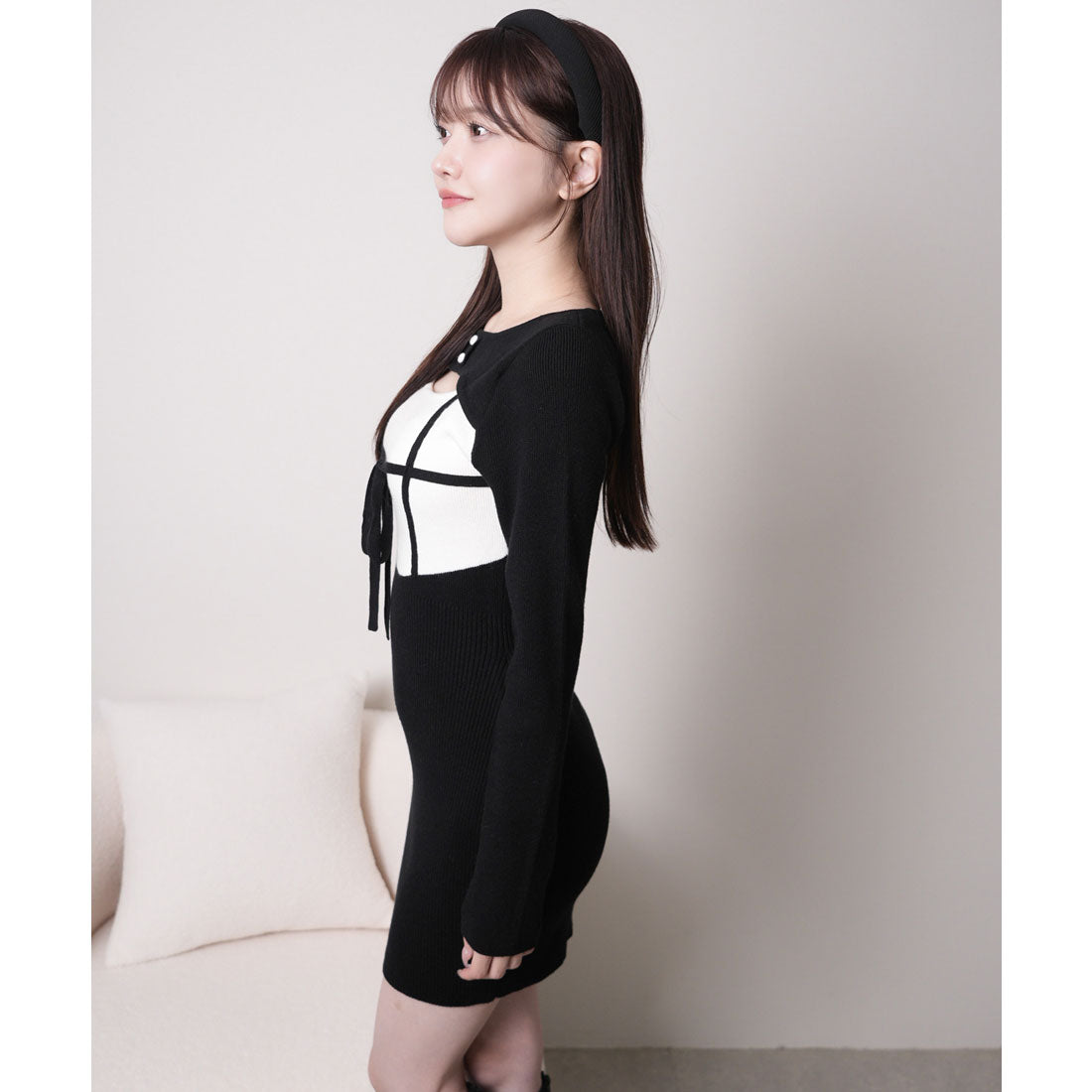 リップサービス LIP SERVICE デコルテオープンバイカラーリボンニットワンピース (ブラック) ブラック