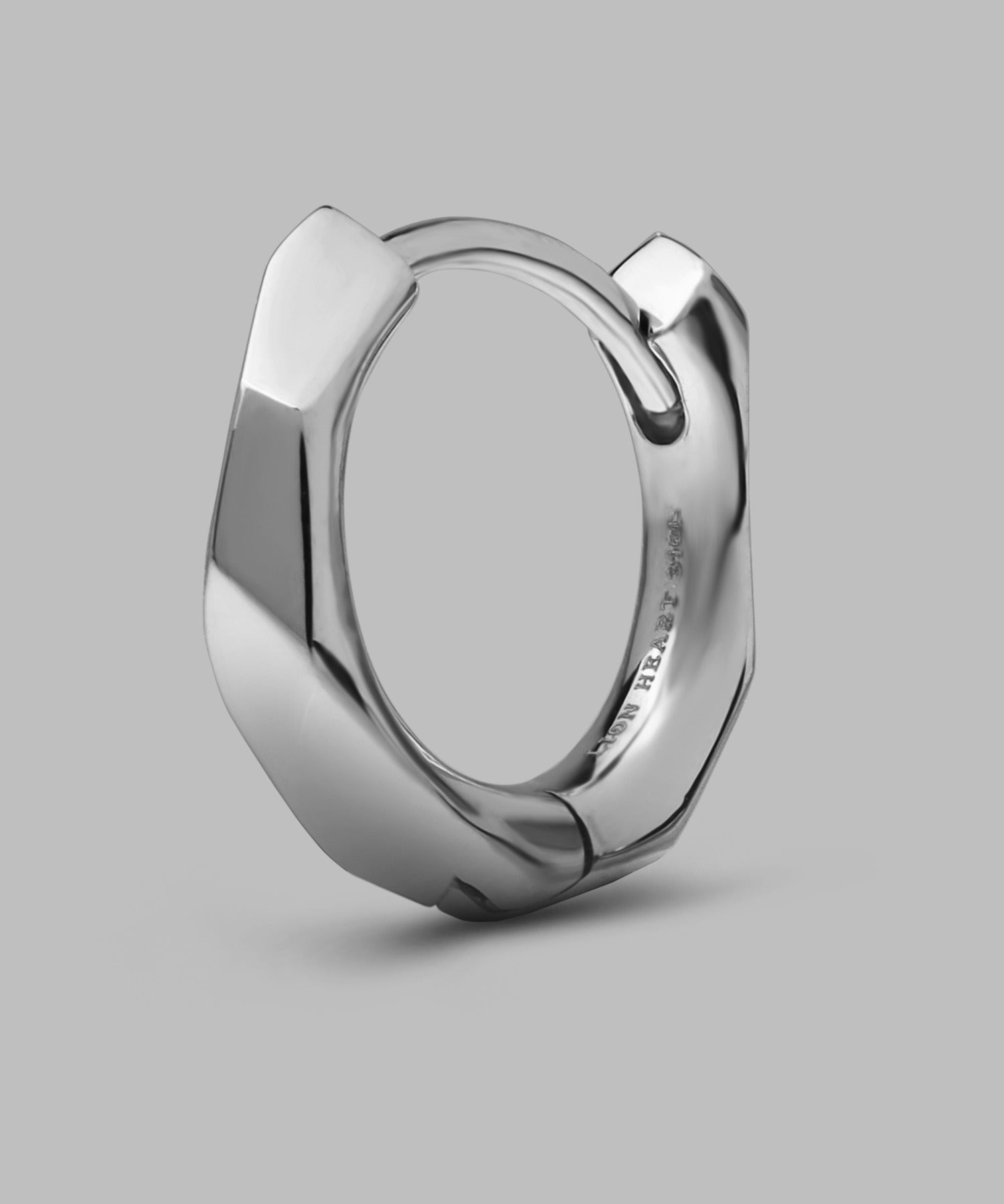 ライオンハート LION HEART 【限定展開】“LH-1”ディストーションフープピアス/サージカルステンレス(金属アレルギー対応) (シルバー) シルバー