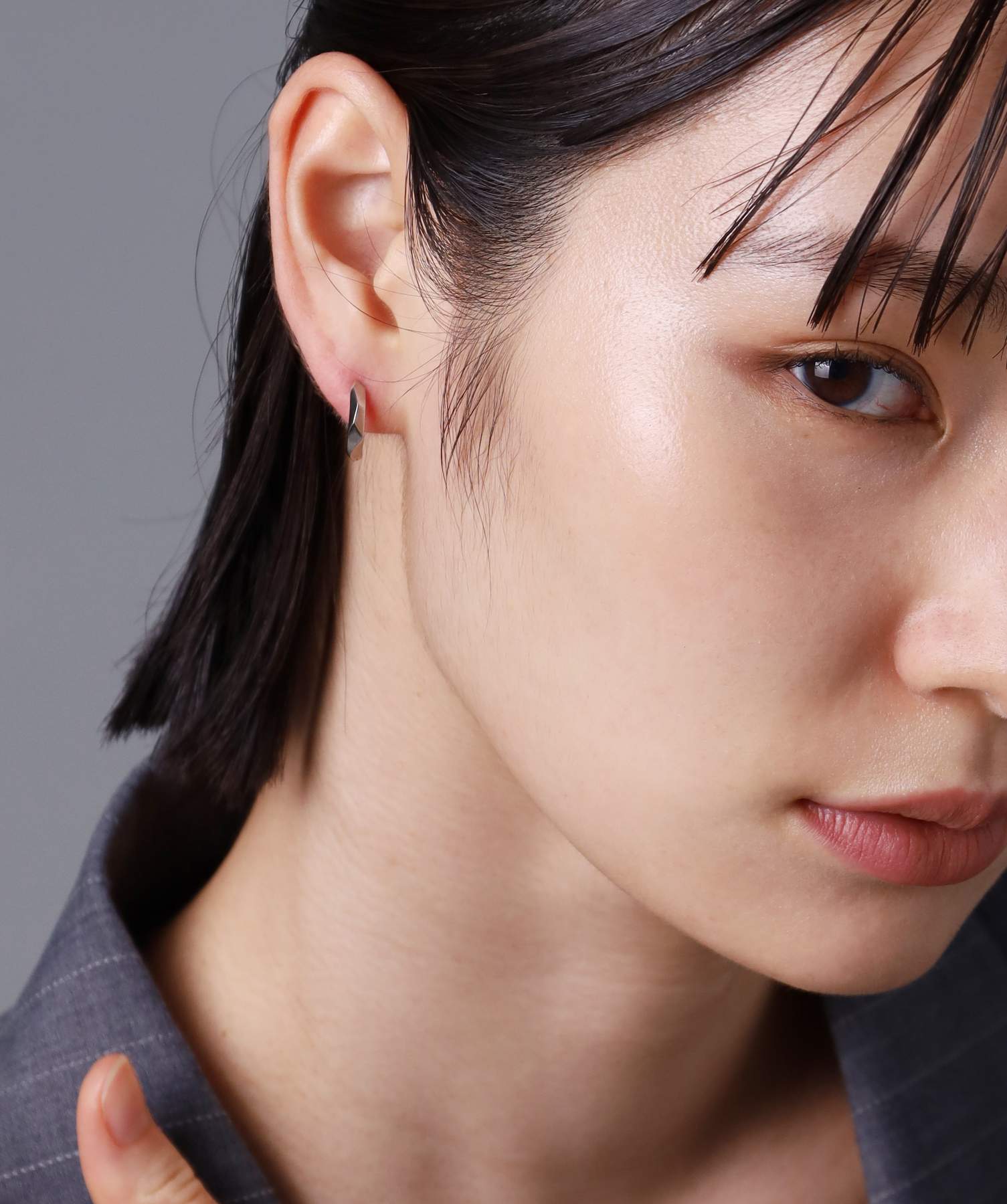 ライオンハート LION HEART 【限定展開】“LH-1”ディストーションフープピアス/サージカルステンレス(金属アレルギー対応) (シルバー) シルバー