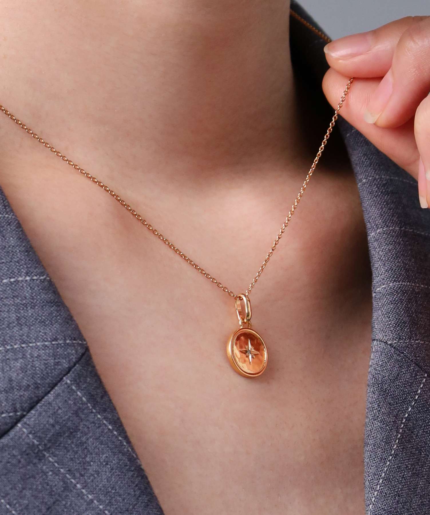 ライオンハート LION HEART 【限定展開】“LH-1”ツチメコインペアネックレス/ダイヤモンド/サージカルステンレス(金属アレルギー対応) (シルバー&ピンク) シルバー