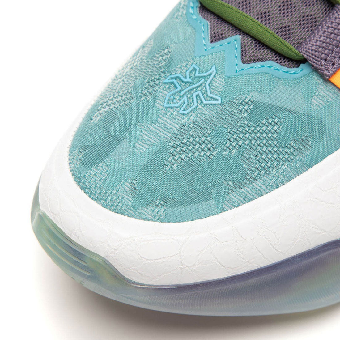 リーニン LI-NING ウェイド オール シティ 13(Wade All City 13) (カメレオン) カメレオン