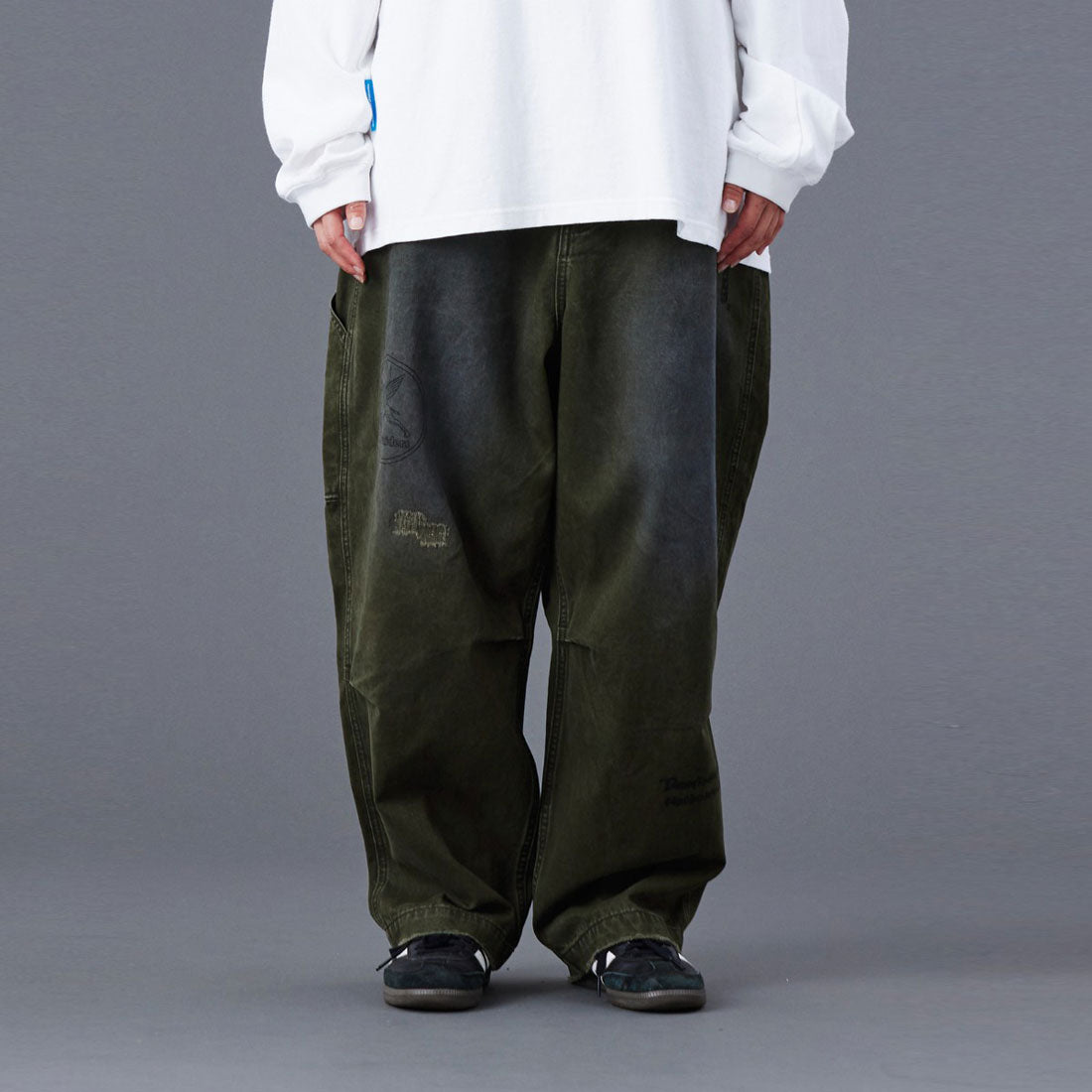 リベレイダース Liberaiders ハンドライティング プリント チノ サルエルパンツ(HANDWRITING PRINT CHINO SARROUEL PANTS) (GREEN) GREEN