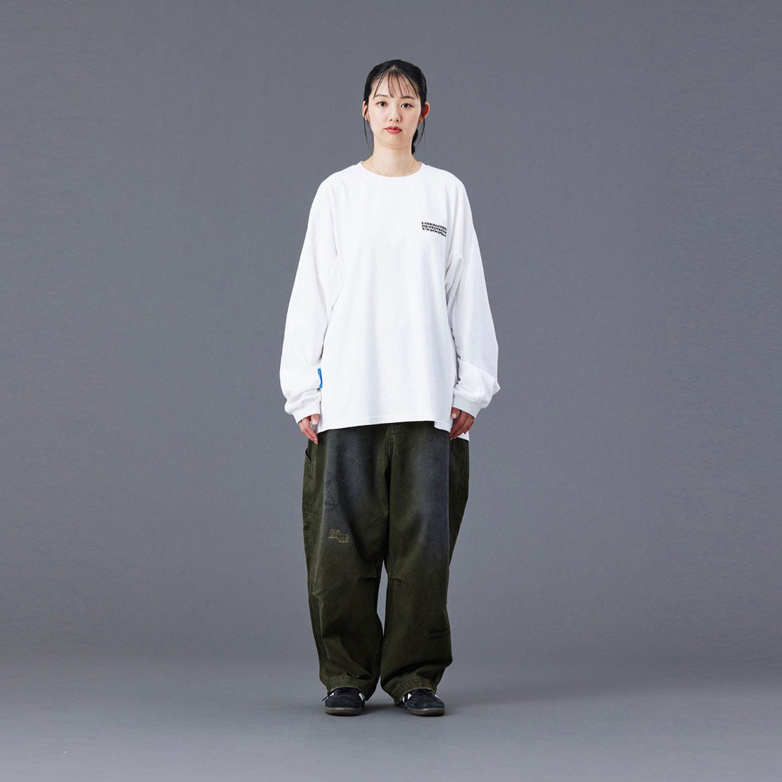 リベレイダース Liberaiders ハンドライティング プリント チノ サルエルパンツ(HANDWRITING PRINT CHINO SARROUEL PANTS) (GREEN) GREEN