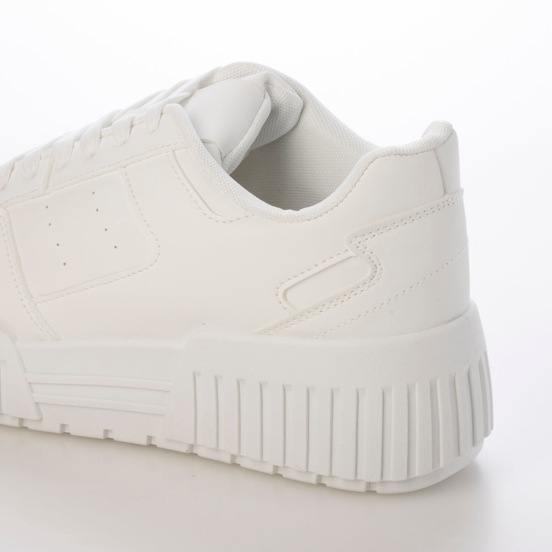 LoveHunter Lace-Up Platform Sneakers / 2213