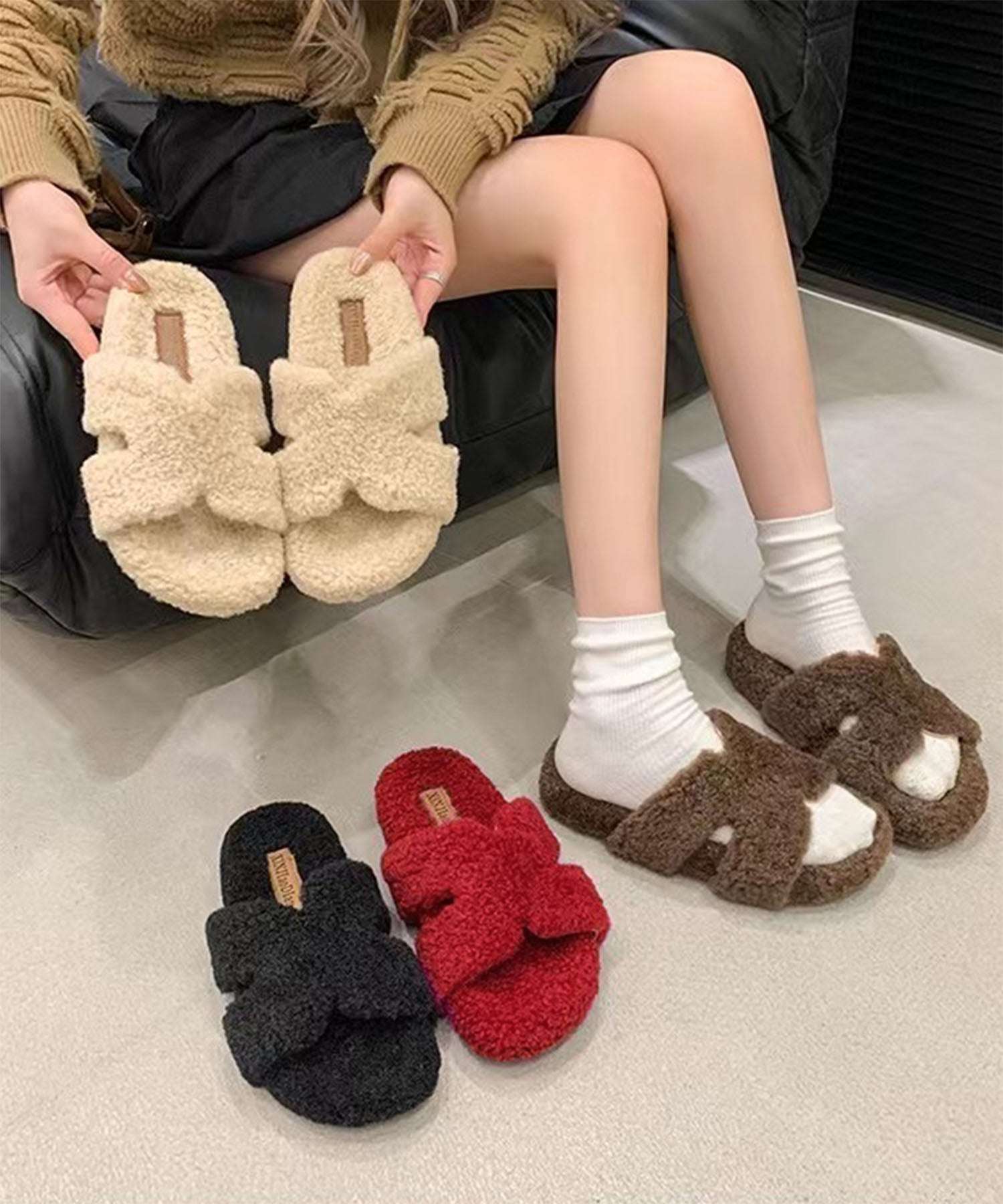 ロワ LOWO ボア フラットサンダル 秋 冬 (ブラック) ブラック