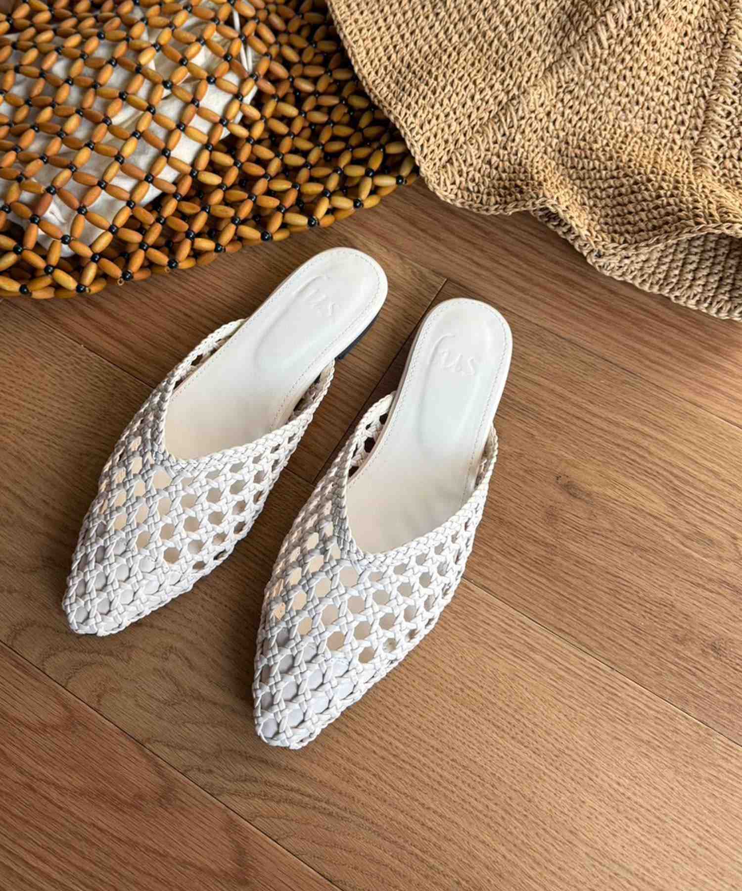 ラスドット lus. メッシュ編みミュールサンダル (ベージュ) ベージュ