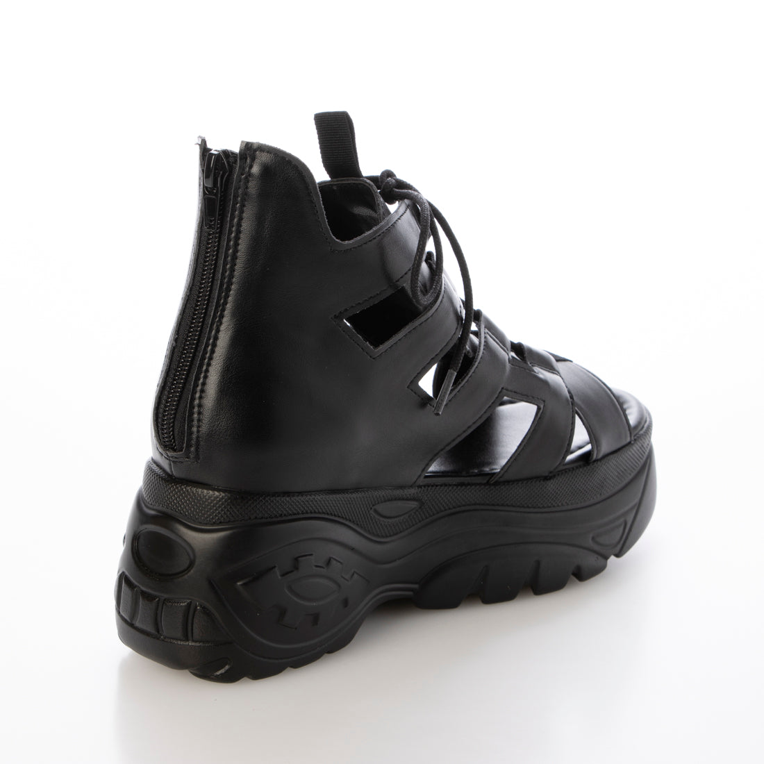 ラスドット lus. 厚底レースアップブーツサンダル (ブラック) ブラック