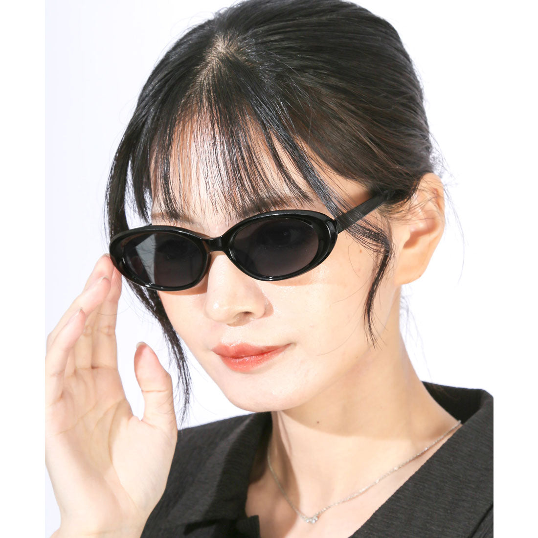 ラグスタイル LUXSTYLE オーバルサングラス/ユニセックス UVカット 紫外線カット オーバルサングラス 度なし 夏 軽量 レトロ おしゃれ 小物 (スモーク) スモーク