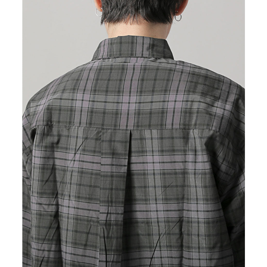 拉格風格 LUXSTYLE 總圖案常規領長袖襯衫/常規領 胸口袋 條紋 格子 總圖案 平紋布料