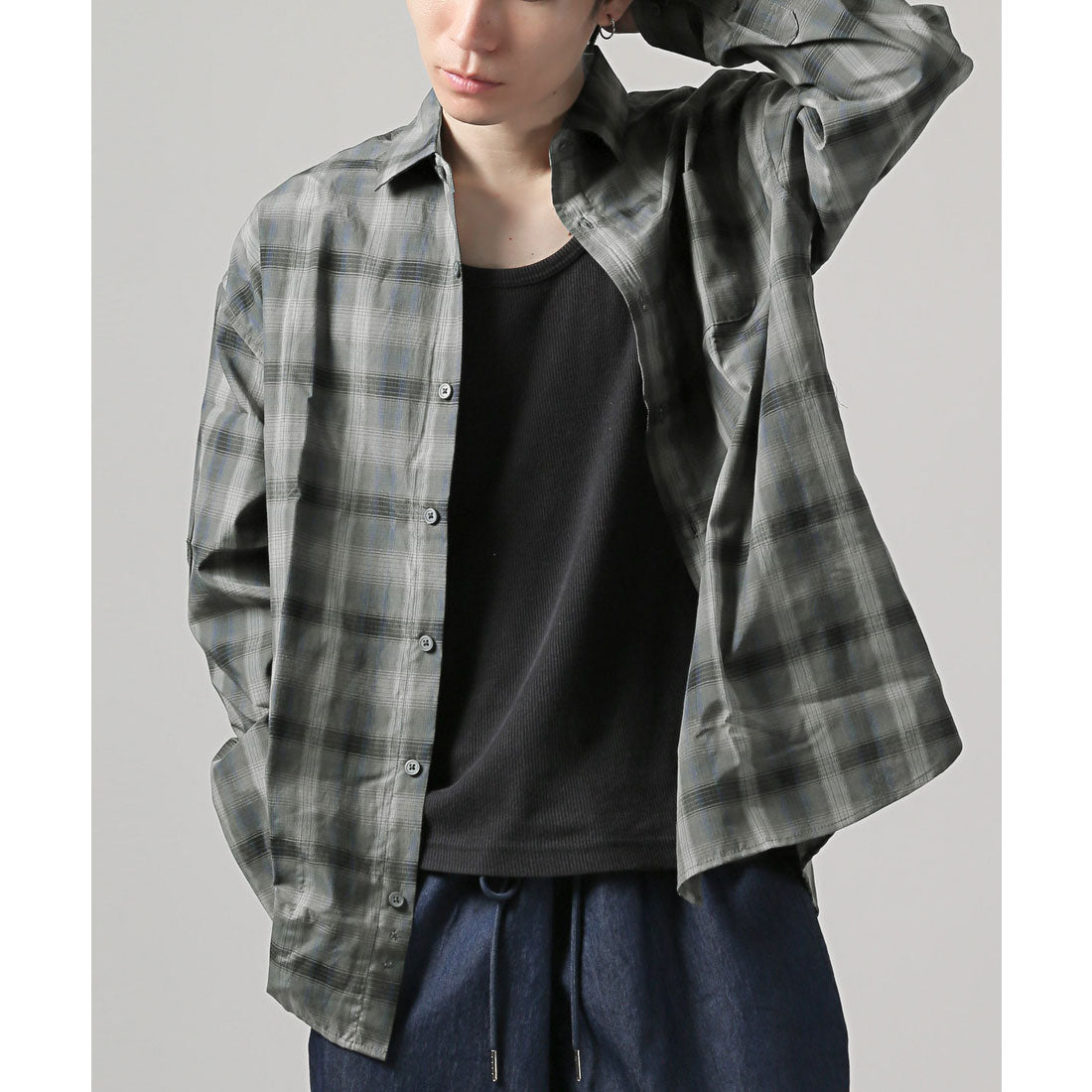 拉格風格 LUXSTYLE 總圖案常規領長袖襯衫/常規領 胸口袋 條紋 格子 總圖案 平紋布料