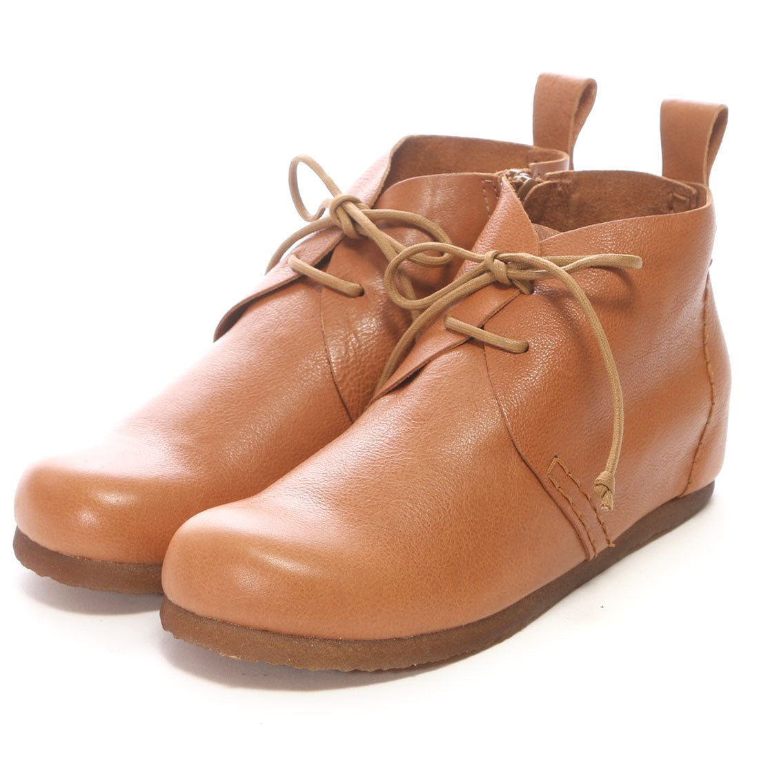 Milla sports: Clean and comfortable 4E casual wedge shoes