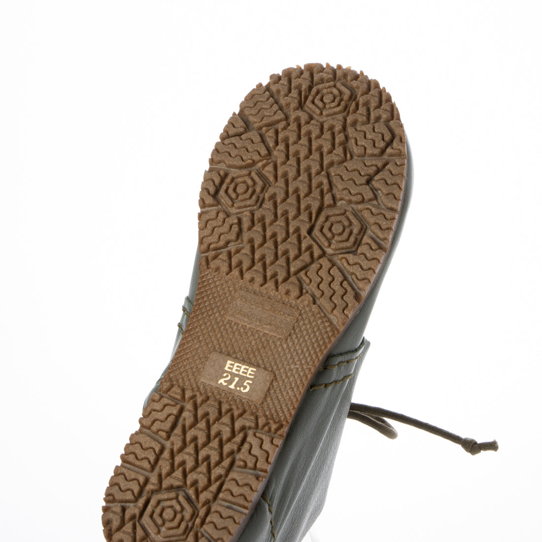 Milla sports: Clean and comfortable 4E casual wedge shoes