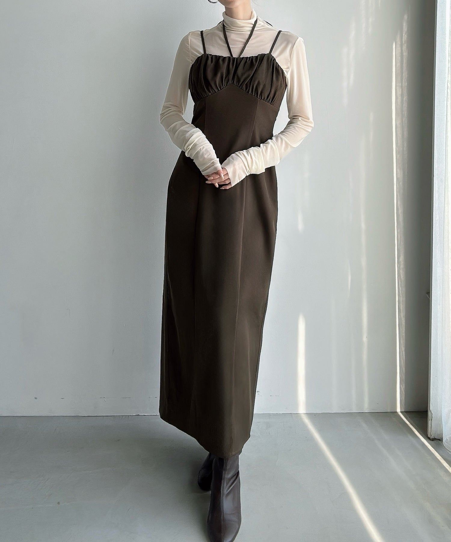 メイル Meiru Meiru ギャザーデザインIラインキャミワンピース(薄手) (ブラウン) ブラウン