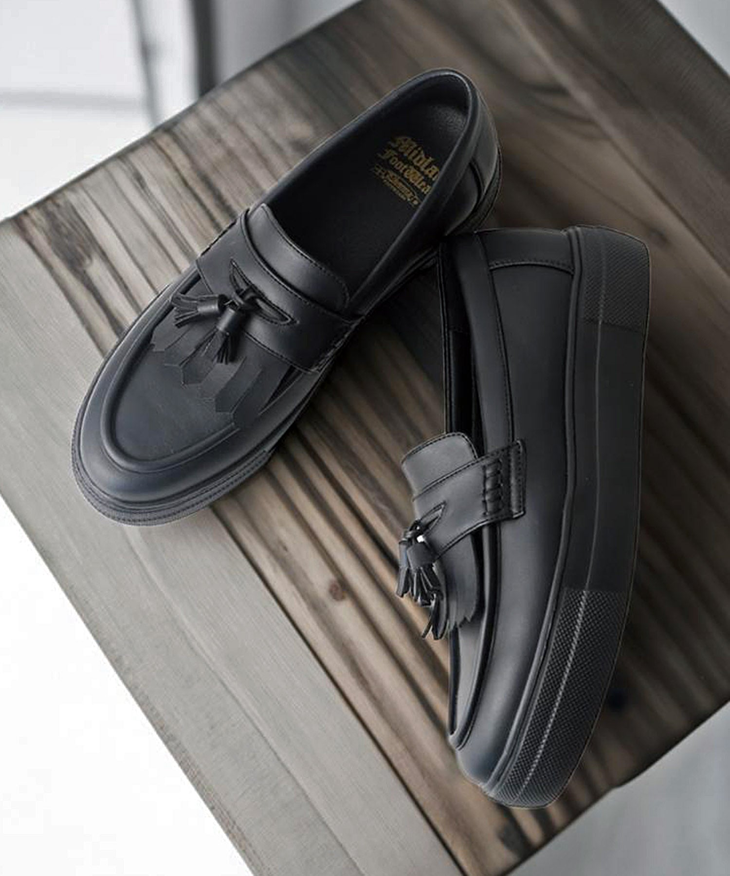 ミッドランドフットウェアーズ Midland Footwears スタイルアップソール タッセルローファー スニーカー (BL) BL