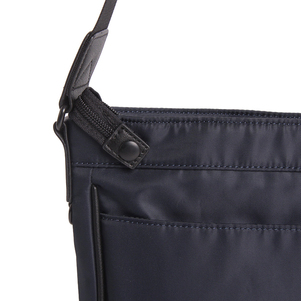 ミストフォルツァ Misto forza ミストフォルツァ【Misto Forza】 縦型ショルダーバッグ (コン) コン