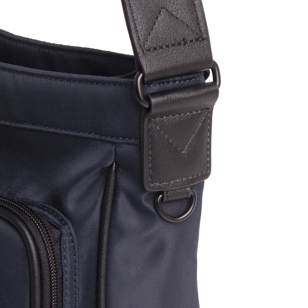 ミストフォルツァ Misto forza ミストフォルツァ【Misto Forza】 縦型ショルダーバッグ (コン) コン