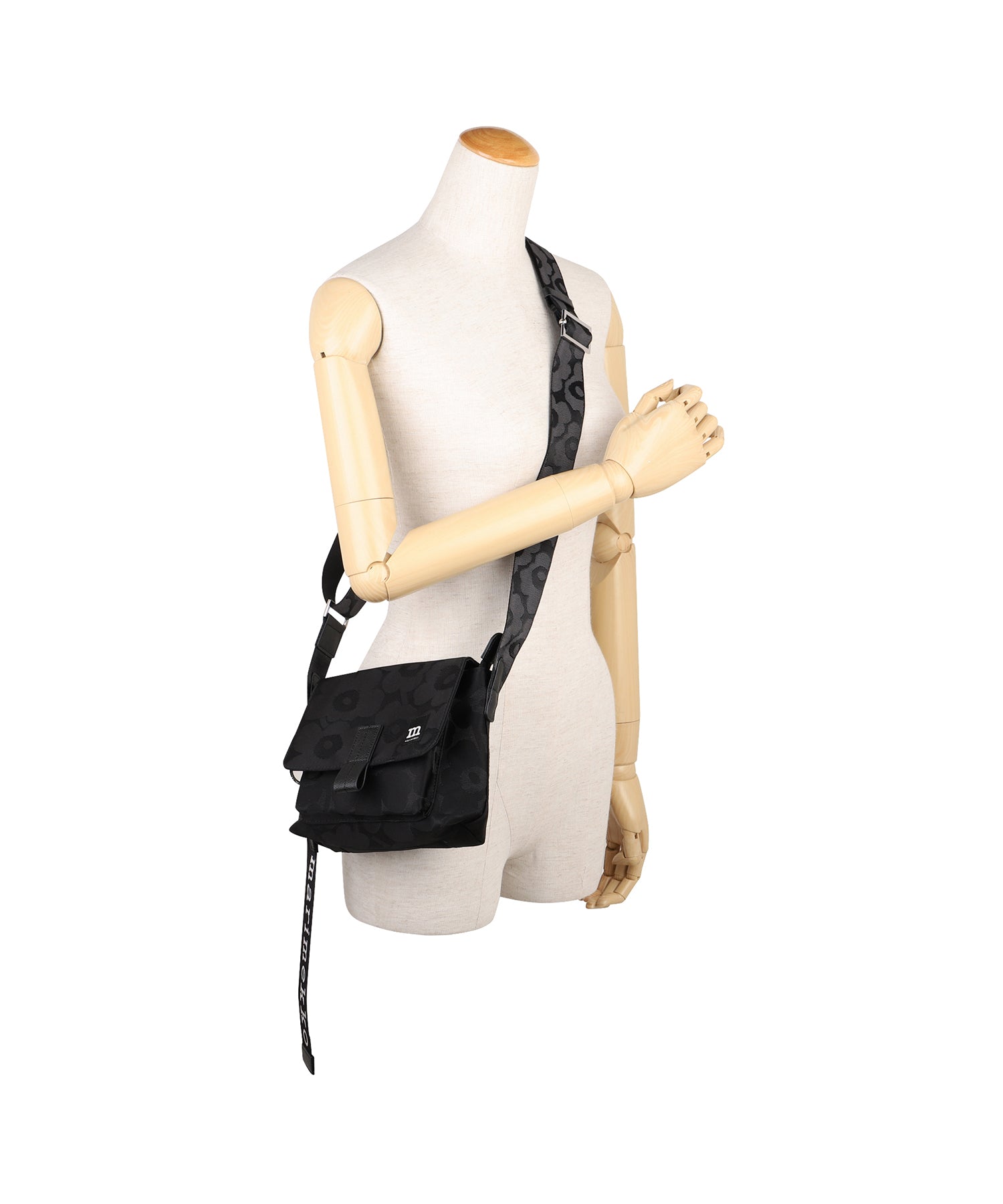 マリメッコ marimekko Marimekko マリメッコ ショルダーバッグ 092803 999 (ブラック) ブラック