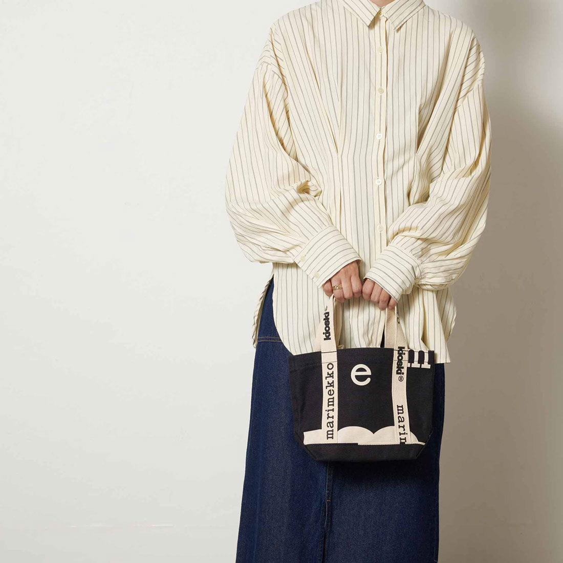 マリメッコ marimekko トートバッグ 092250 910 (ブラック/ホワイト) ブラック/ホワイト